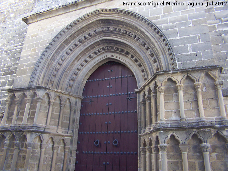 Iglesia de San Pablo. Portada de los Carpinteros - Iglesia de San Pablo. Portada de los Carpinteros. 