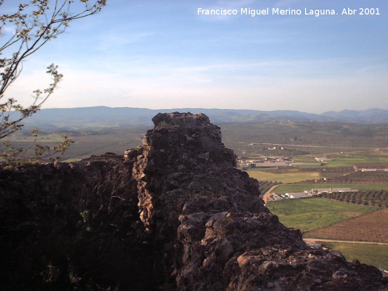 Castillo de Vilches - Castillo de Vilches. Restos de muralla