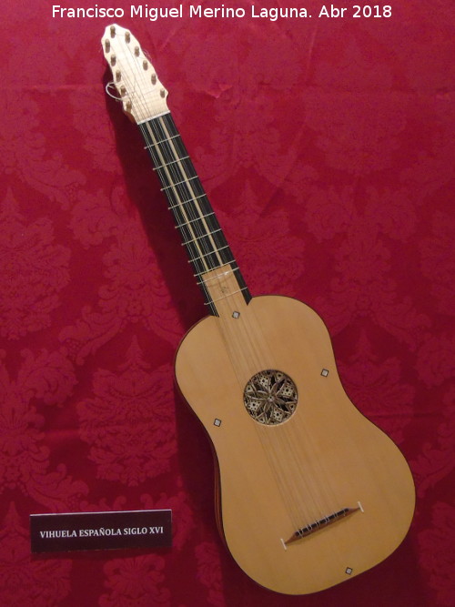 Vihuela - Vihuela. Exposicin en el Palacio Episcopal de Salamanca