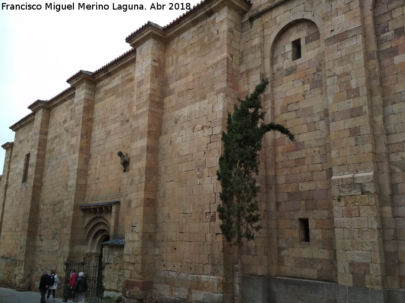 Iglesia de San Julin y Santa Basilisa - Iglesia de San Julin y Santa Basilisa. 