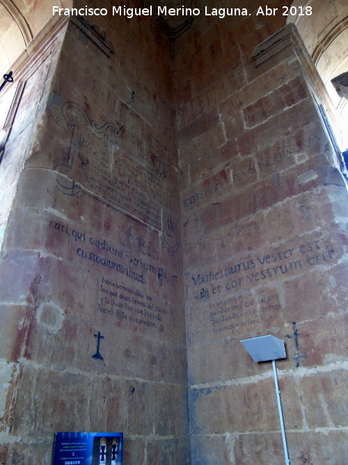 Catedral Vieja. Cuerpo de Campanas - Catedral Vieja. Cuerpo de Campanas. Inscripciones