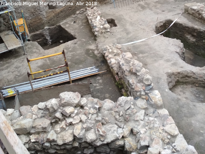 Excavacin arqueolgica del Bar Sebas - Excavacin arqueolgica del Bar Sebas. 