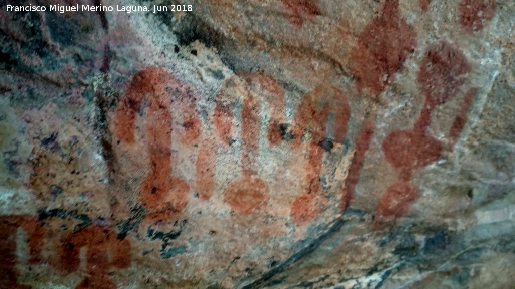 Pinturas rupestres de la Cueva Chica - Pinturas rupestres de la Cueva Chica. 