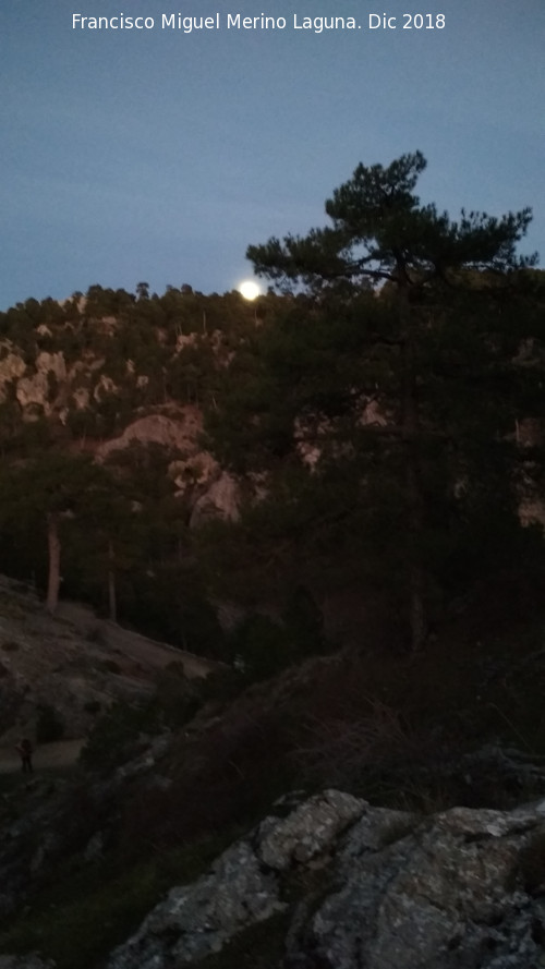 Valdetrillo - Valdetrillo. Saliendo la Luna