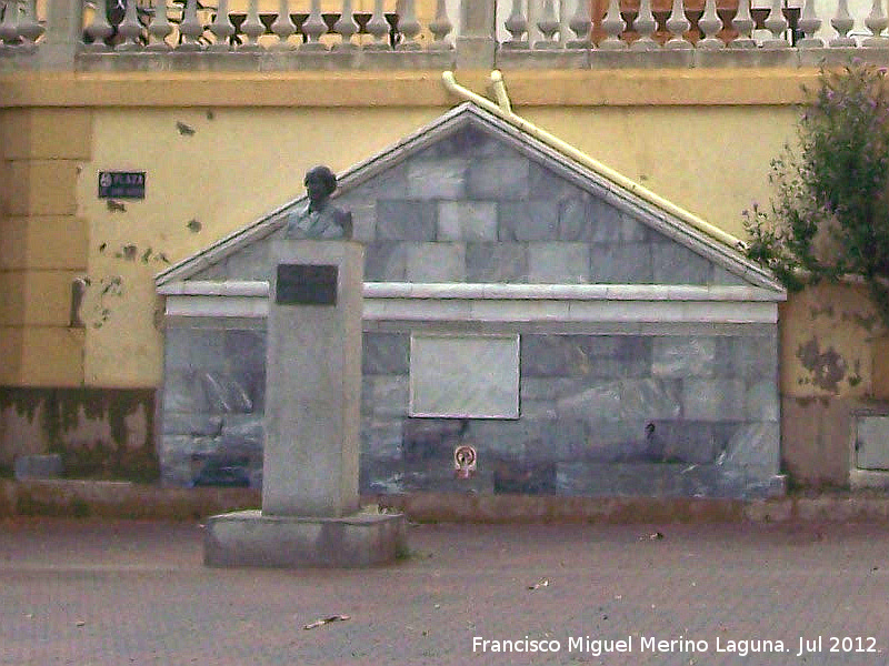 Busto de Jos Martnez Monroy - Busto de Jos Martnez Monroy. 