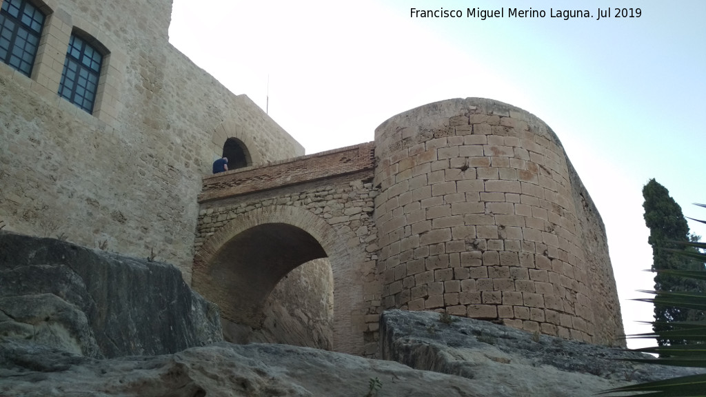 Castillo de Santa Brbara. Puerta del Primer Recinto - Castillo de Santa Brbara. Puerta del Primer Recinto. 