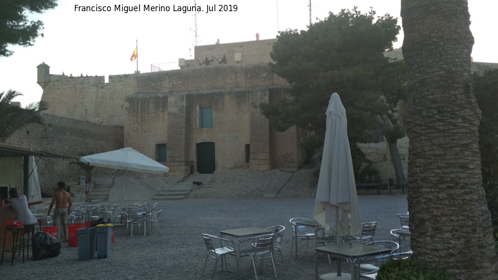 Castillo de Santa Brbara. Cuerpo de Ingenieros - Castillo de Santa Brbara. Cuerpo de Ingenieros. 