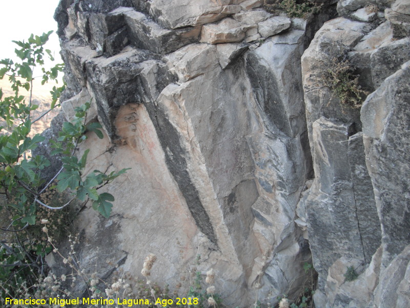 Pinturas rupestres de la Raspa de Piedra Redonda III - Pinturas rupestres de la Raspa de Piedra Redonda III. Abrigo