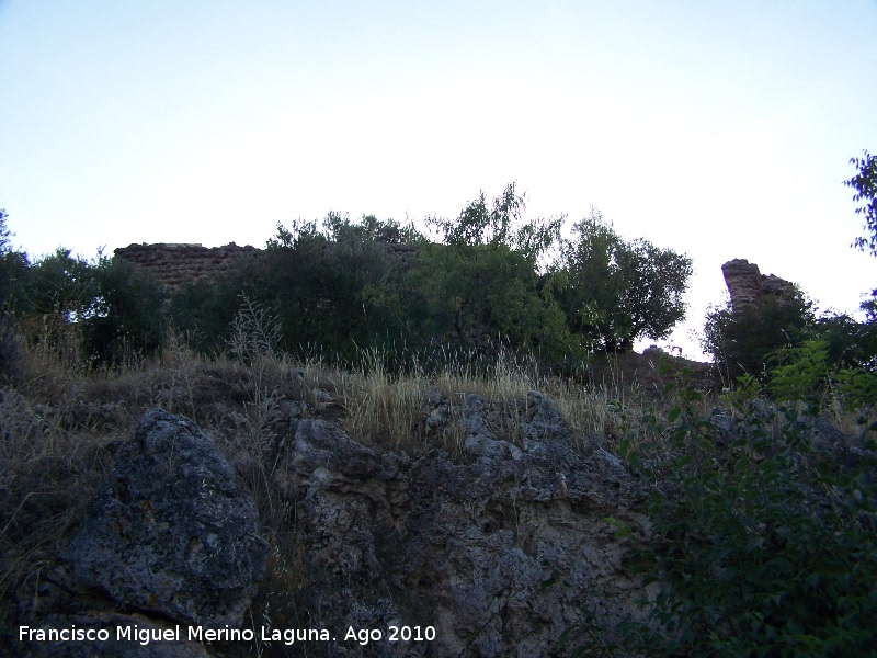 Muralla de la aldea medieval de La Espinareda - Muralla de la aldea medieval de La Espinareda. Lienzos de muralla