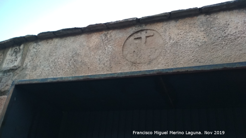 Casa de la Calle de la Trinidad n� 8 - Casa de la Calle de la Trinidad n� 8. Dintel