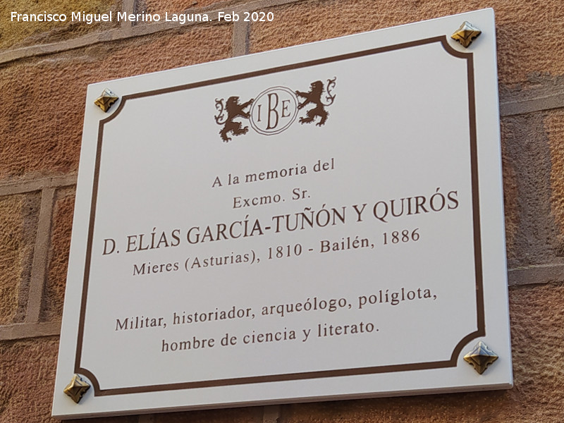 Casa de la Calle Isabel la Cat�lica n� 5 - Casa de la Calle Isabel la Cat�lica n� 5. Placa