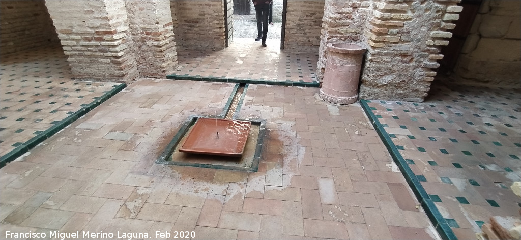 Alc�zar de Jerez. Mezquita - Alc�zar de Jerez. Mezquita. Patio de abluciones con su fuente
