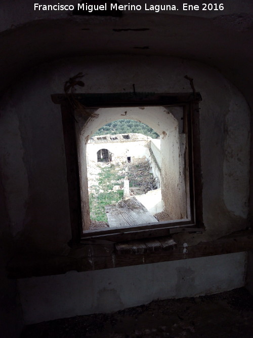 Castillo de Nnchez - Castillo de Nnchez. Patio del cortijo desde la ventana del palomar