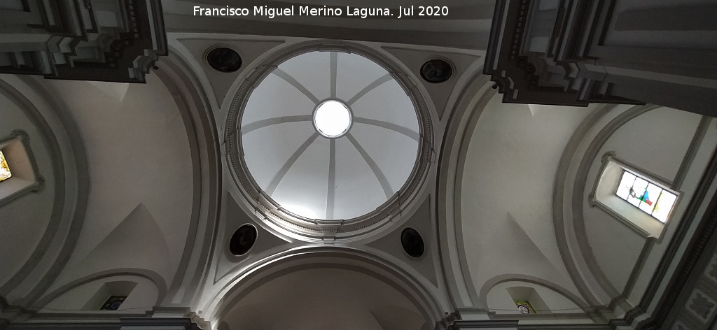 Transepto - Transepto. Iglesia de la Encarnaci�n - Olvera