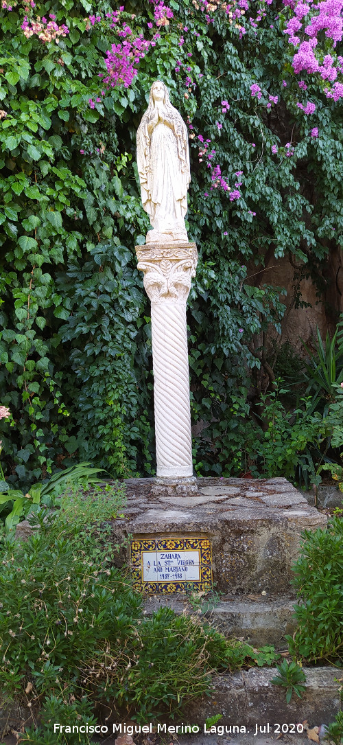 Monumento a la Virgen - Monumento a la Virgen. 