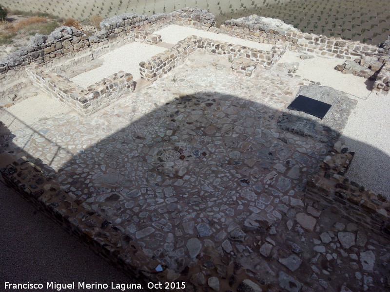 Castillo de Torreparedones - Castillo de Torreparedones. Patio de Armas