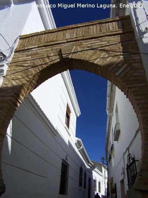 Judera de Arjona - Judera de Arjona. Arco de ladrillo