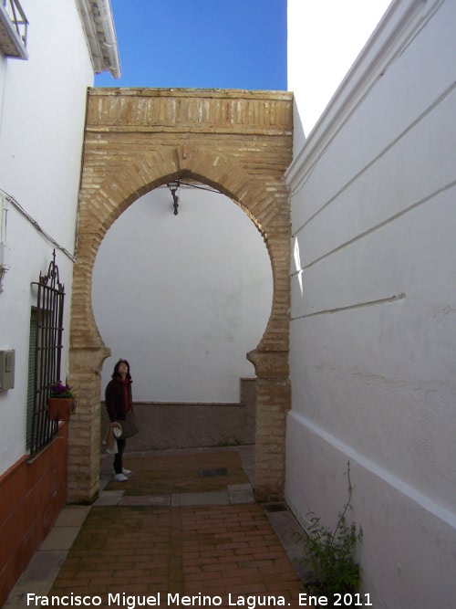 Judera de Arjona - Judera de Arjona. Parte trasera del arco de ladrillo