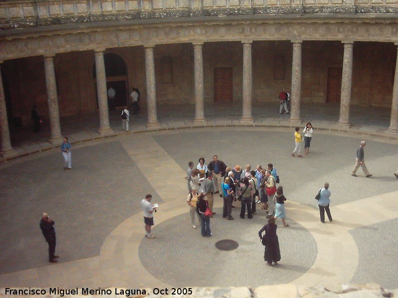 Alhambra. Palacio de Carlos V - Alhambra. Palacio de Carlos V. Patio circular