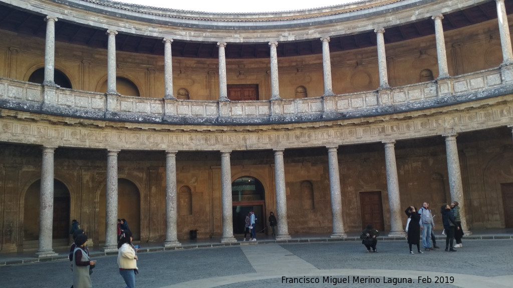 Alhambra. Palacio de Carlos V - Alhambra. Palacio de Carlos V. Patio