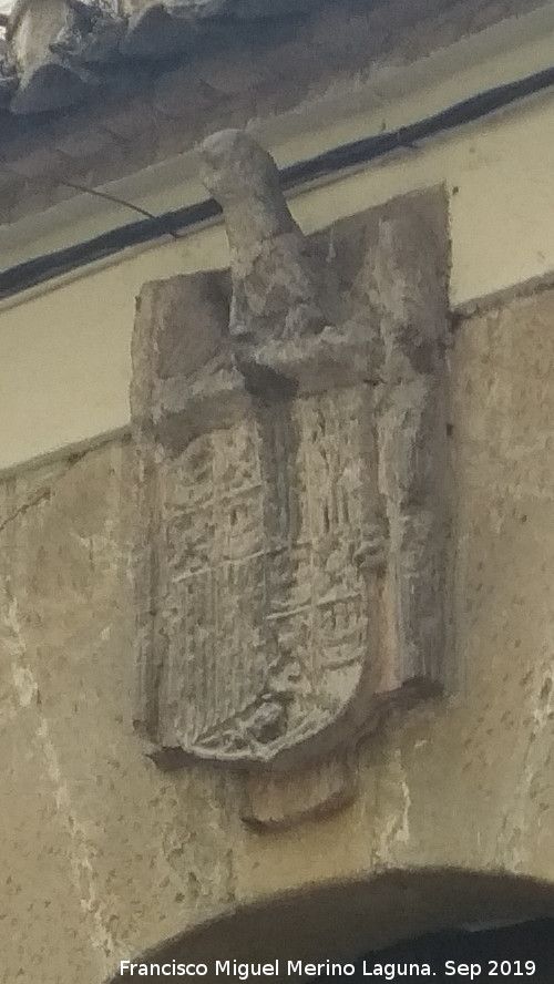 Convento de las Comendadoras de Santiago - Convento de las Comendadoras de Santiago. Escudo