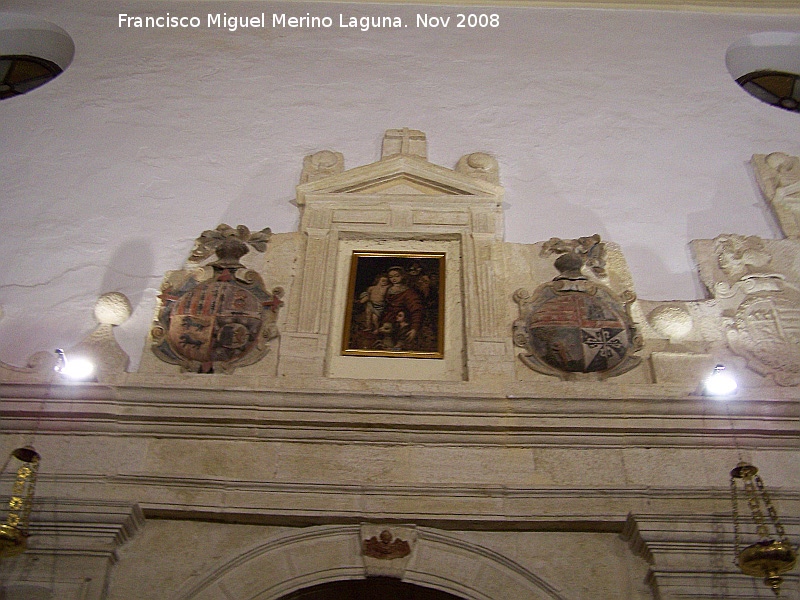 Iglesia del Carmen - Iglesia del Carmen. Escudos altos