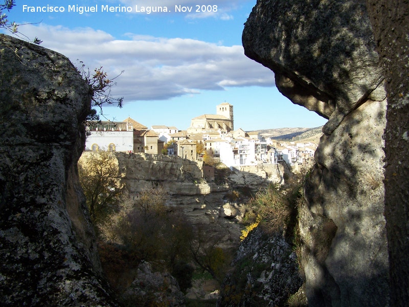 Tajos - Tajos. Alhama desde la parte alta de los Tajos