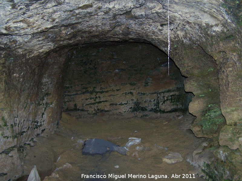 Necrpolis de Las Cuevas - Necrpolis de Las Cuevas. Cueva