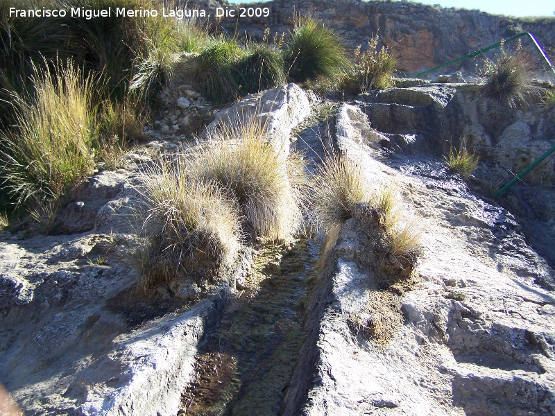 Acueducto del Toril - Acueducto del Toril. Acequia producida por una rotura en el acueducto grande