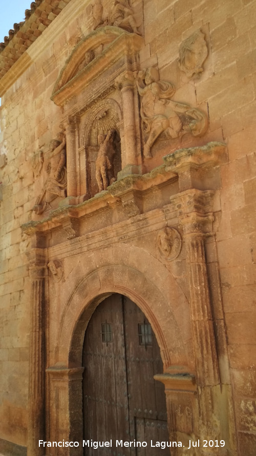 Iglesia de la Trinidad - Iglesia de la Trinidad. Portada lateral