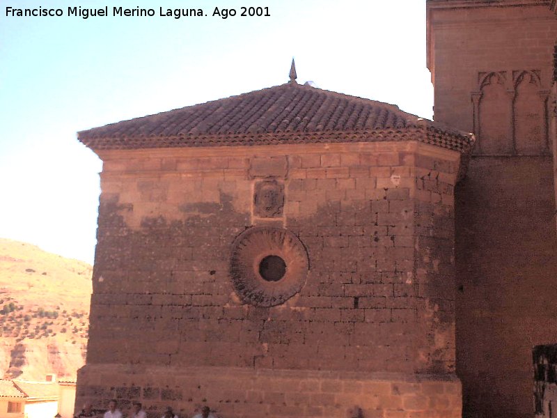 Iglesia de la Trinidad - Iglesia de la Trinidad. Lateral