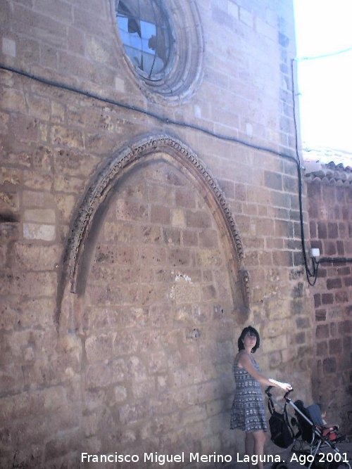 Iglesia de la Trinidad - Iglesia de la Trinidad. Parte trasera