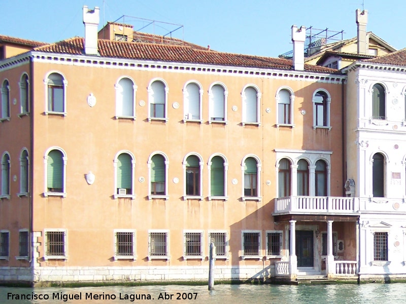 Palacio Capello Layard - Palacio Capello Layard. 
