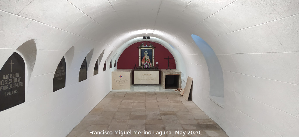 Santuario de la Virgen de la Cabeza - Santuario de la Virgen de la Cabeza. Columbario