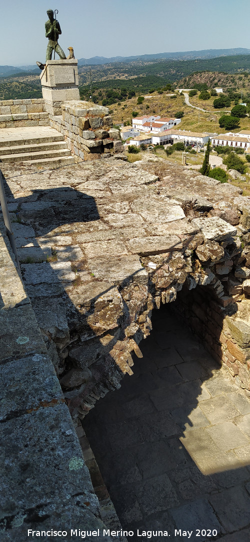 Santuario de la Virgen de la Cabeza - Santuario de la Virgen de la Cabeza. Restos del antiguo Santuario