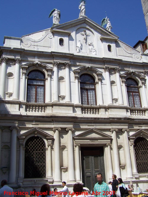 Iglesia de San Fantin - Iglesia de San Fantin. 