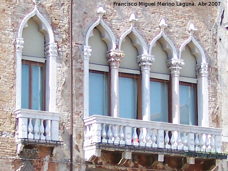 Casa del Campo de San Maurizio n 2738, 2739 - Casa del Campo de San Maurizio n 2738, 2739. Balcn