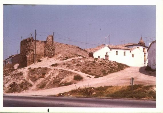 Muralla de Andjar - Muralla de Andjar. Lienzo desaparecido. Calle que llega a la cuesta Silera
