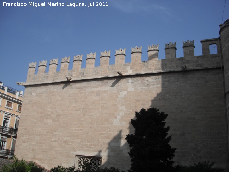 Almena - Almena. Lonja de la Seda - Valencia