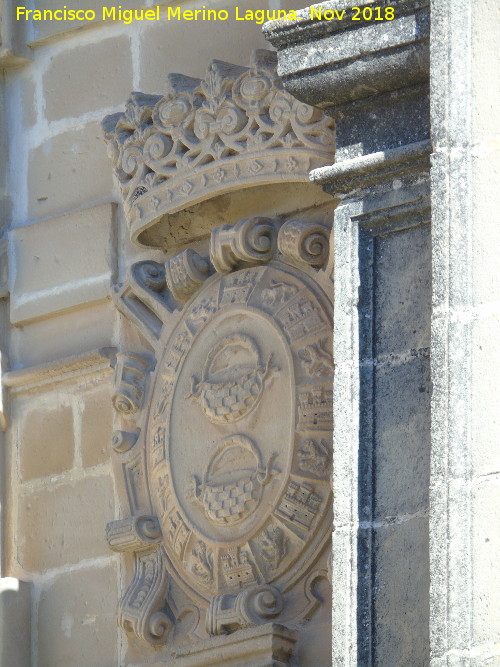 Convento de San Francisco - Convento de San Francisco. Escudo