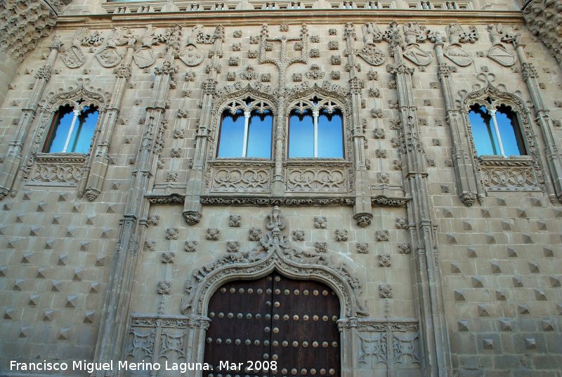 Palacio de Jabalquinto - Palacio de Jabalquinto. 