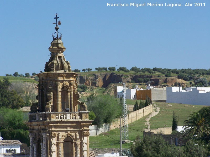 Canteras de Osuna - Canteras de Osuna. En primer trmino la Torre de la Iglesia de la Merced