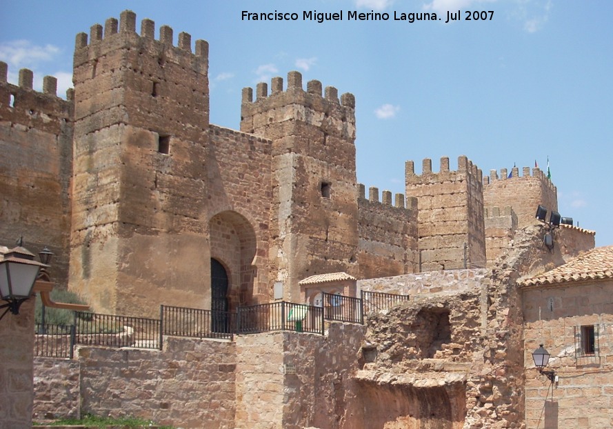 Castillo de Baos de la Encina - Castillo de Baos de la Encina. 