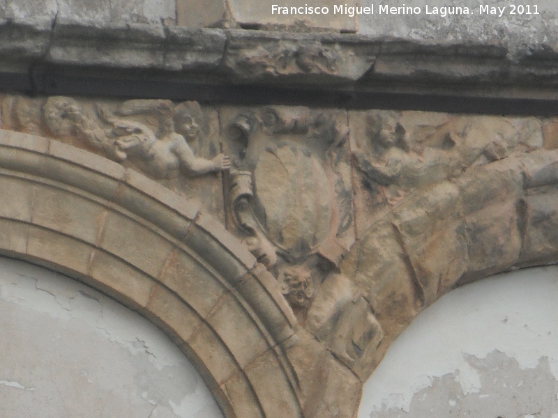 Palacio de los Marqueses de Viana - Palacio de los Marqueses de Viana. Escudo