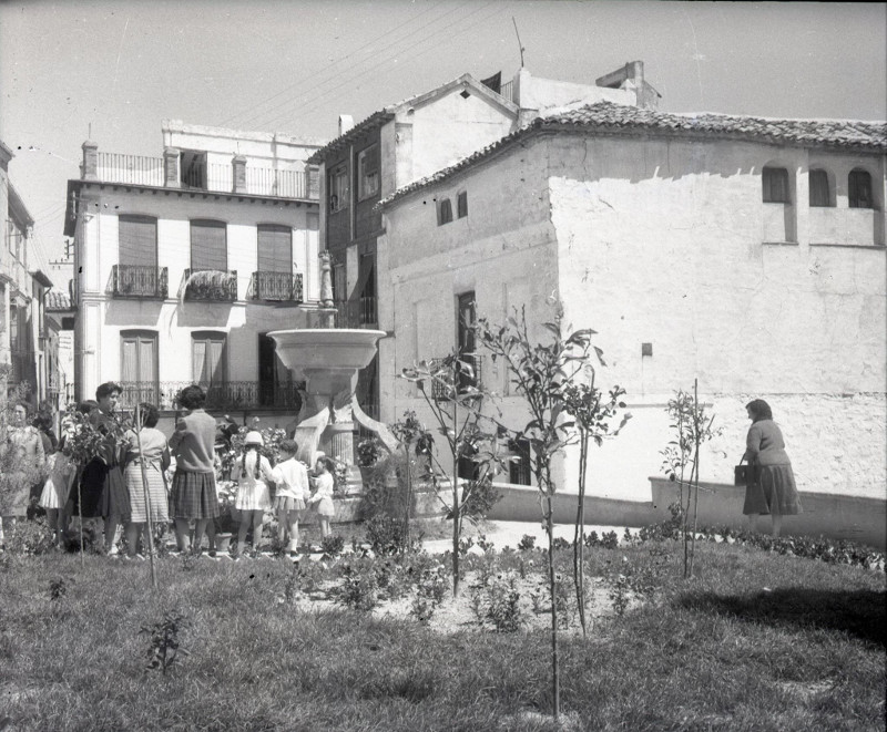 Plaza de San Bartolom - Plaza de San Bartolom. Foto antigua. Archivo IEG