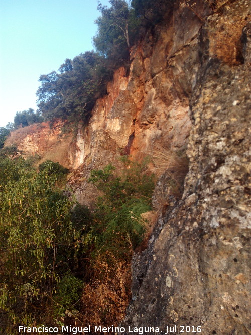 Pen de la Zorra - Pen de la Zorra. Paredes rocosas