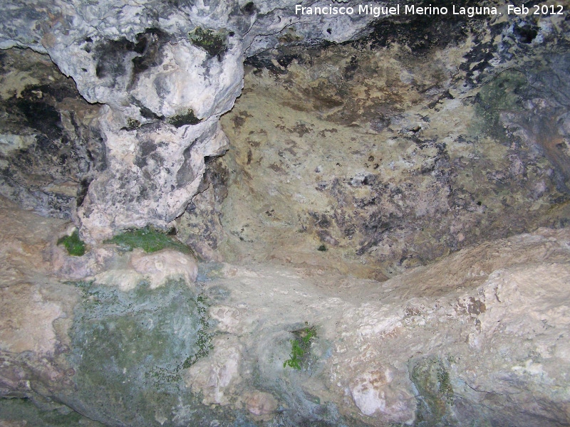 Santuario ibrico de la Cueva de la Lobera - Santuario ibrico de la Cueva de la Lobera. Interior