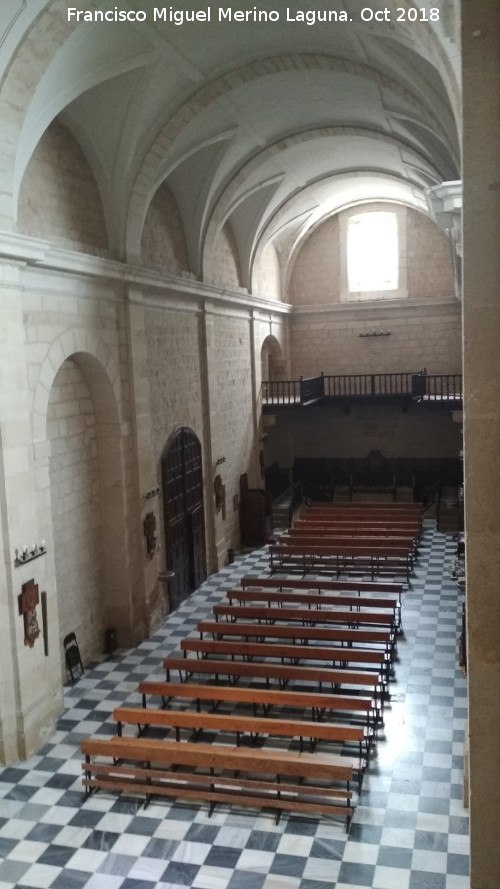 Colegiata de Santiago - Colegiata de Santiago. Nave