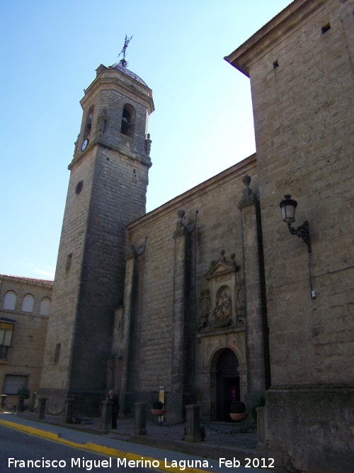 Colegiata de Santiago - Colegiata de Santiago. 