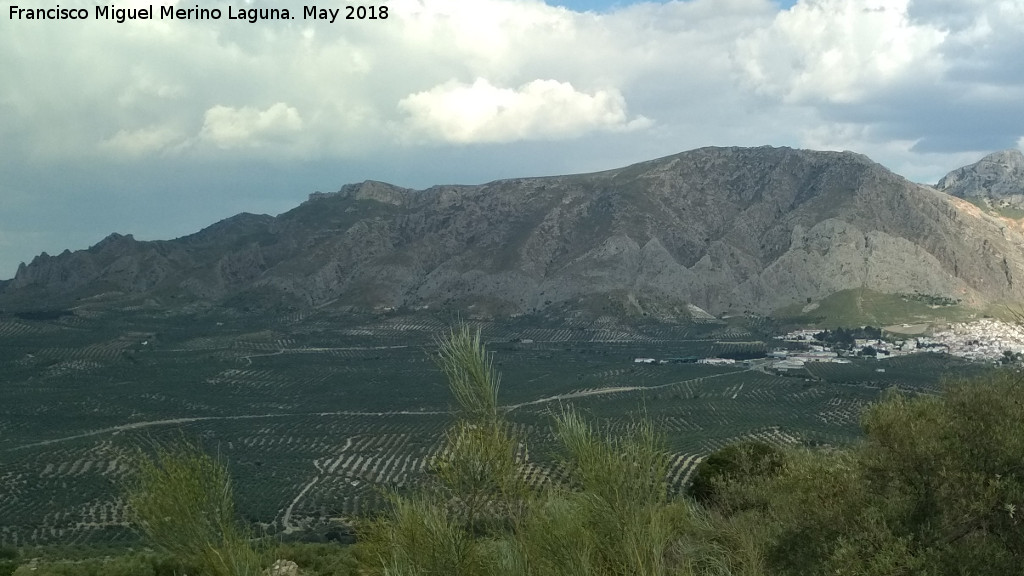 Cerro Cuevas del Aire - Cerro Cuevas del Aire. Desde el Castillo de San Esteban